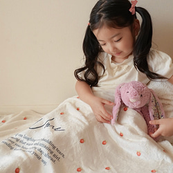 Blanket／いちご柄（全2色）／ ブランケット 名入れ 出産祝い 苺柄