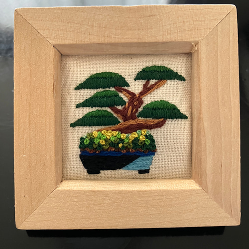 刺繍フレーム 盆栽 植木 松 黒松 壁掛け 壁飾り インテリア 雑貨