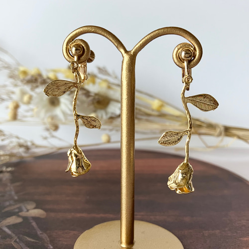 18K ゴールド バラデザイン ピアス（Au750） 18K ゴールド バラデザイン ピアス（Au750） 18K ゴールド バラ