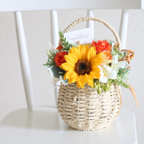 ギフトに嬉しいメッセージ対応】夏の誕生花ひまわり×ホワイト