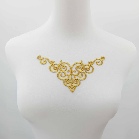 社交ダンス用ドレス 黒と金色 ビーズ装飾