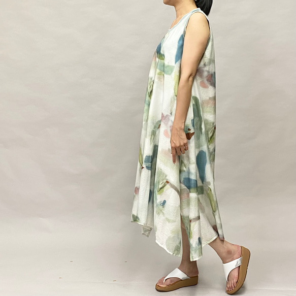 SALE 総柄プリント ノースリーブ ワンピース ロング丈 レディース Aライン Yoshi Yoshi ヨシヨシ Yoshi ヨシヨシ SALE ノースリーブ ワンピース ロング丈 レディース Aライン 送料無料 カラフル モノトーン サイズcm by pj 吉村ニット Bell