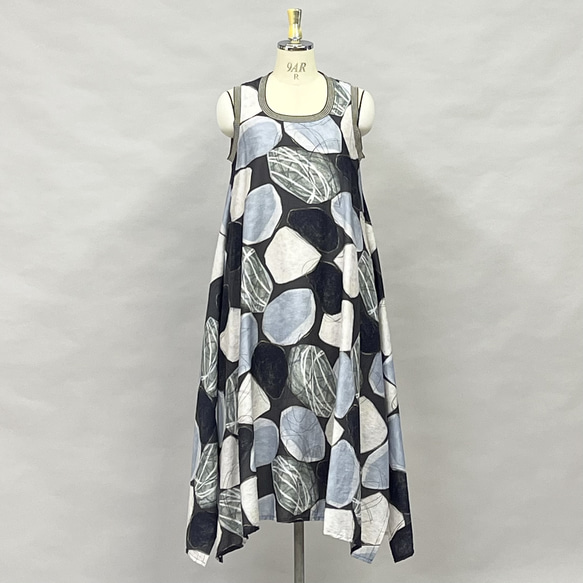 SALE 総柄プリント ノースリーブ ワンピース ロング丈 レディース Aライン Yoshi Yoshi ヨシヨシ Yoshi ヨシヨシ SALE ノースリーブ ワンピース ロング丈 レディース Aライン 送料無料 カラフル モノトーン サイズcm by pj 吉村ニット Bell