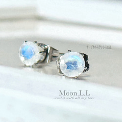 6月誕生石　ブルームーンストーンのスタッドピアス　(5ミリ　)サージカルステンレス316L 2枚目の画像