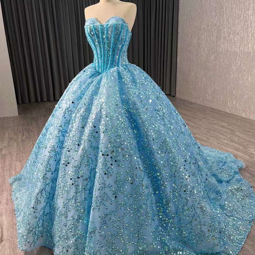 可愛い✨シンデレラ✨素敵なハートカットのお色直しカラードレス  