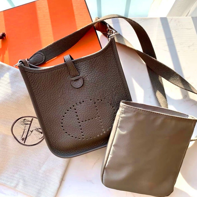 Evelyne16 エヴリン16 バッグインバッグ 11色 インナーバッグ 防水 収納 軽い 色落ちにくい ナイロン作り