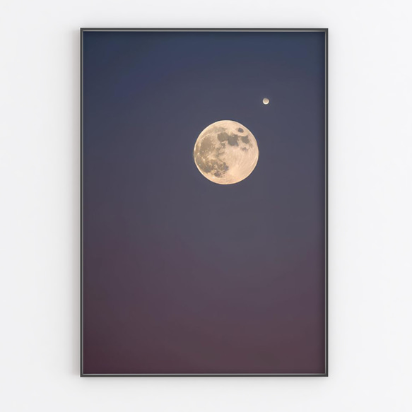 THE MOON 月面図 アルミ枠入り（人類初の月面基地のコンセプト
