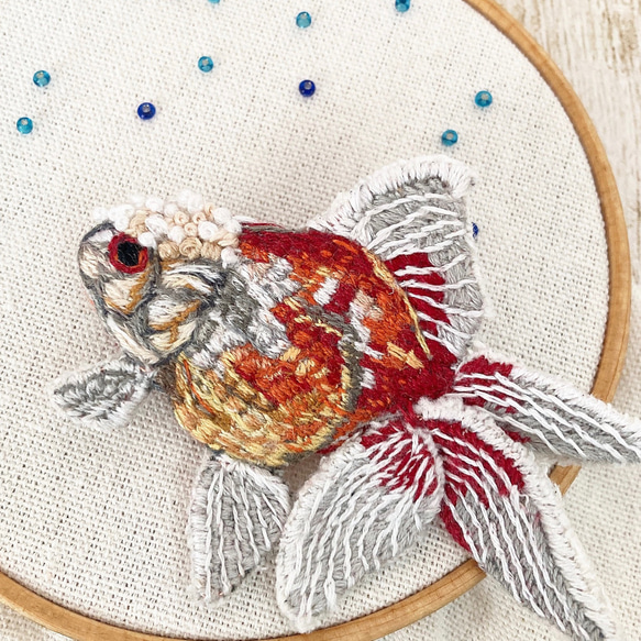 刺繍ブローチ ルーナ コンプリートBOX 受注製作 金魚 刺繍ブローチ ブローチ みこの店 通販 17721480