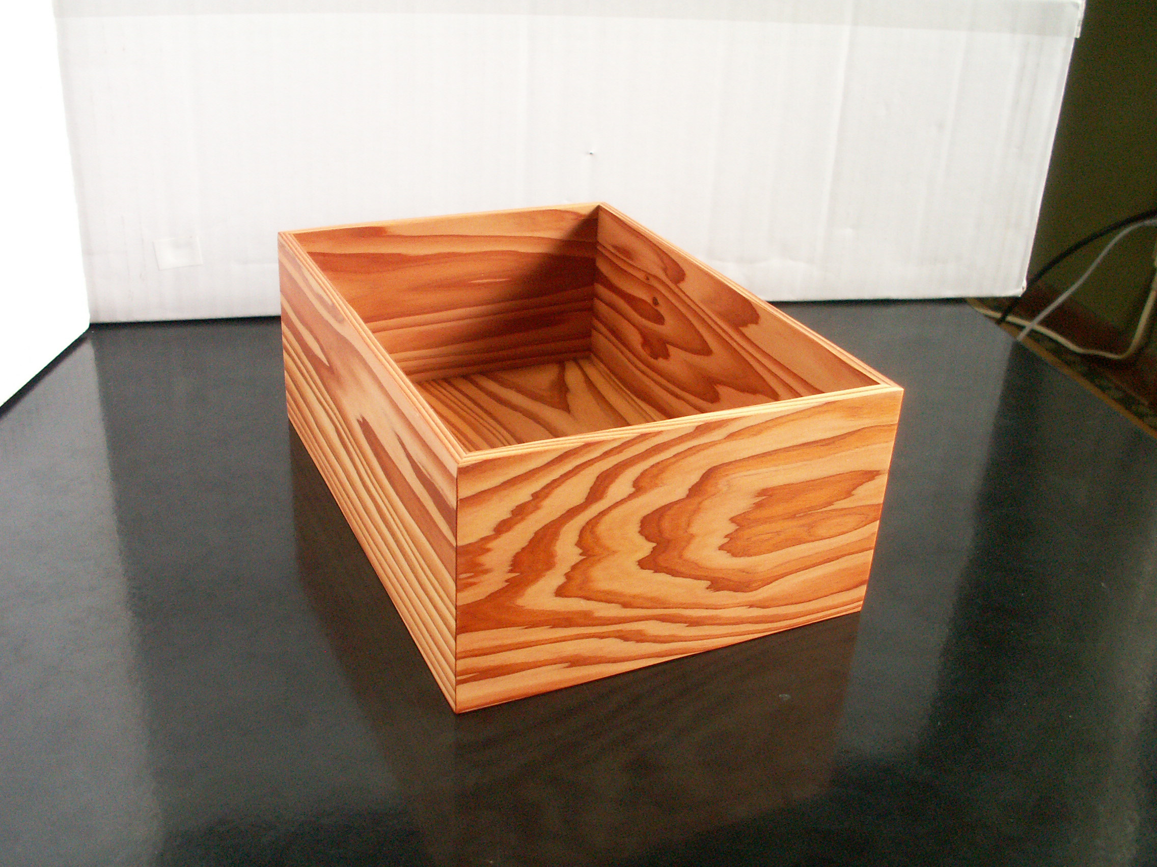 屋久杉小物入れA 手作り木工 屋久杉小物入れA 手作り木工 小物入れ