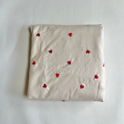 大きい割引 original 3色から選択韓国 cotton刺繍生地（ミニハート刺繍） 帽子