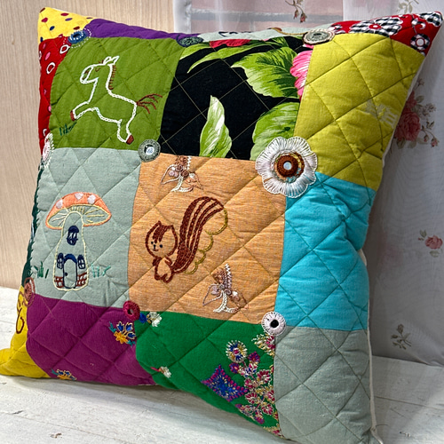 ミラーワーク 手刺繍 クッションカバー 約40x40 クッション