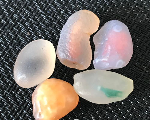 優先配送 ゴビ石瑪瑙原石凝皮飴芯12個 天然石｜Yahoo!フリマ（旧