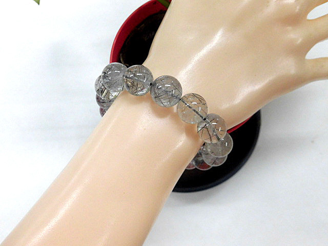 天然石 黒プラチナルチルクォーツ13.0～13.5mm玉ブレスレット 内周19.5cm　　240101381