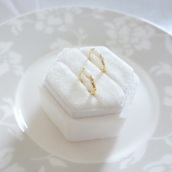 新作　シンプル　18K　高品質　上品　繊細　リバーシブル　2way　大人女子　オパール　CZダイヤ　細身　フープ　ピアス 1枚目の画像