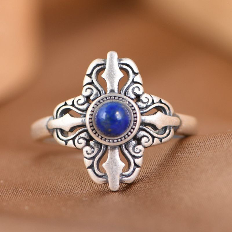 彫金リング - 上品で華やかなデザインと美しい青色のラピスラズリ R225