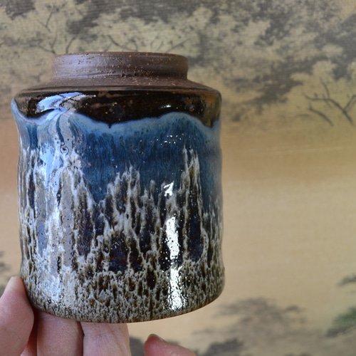 中国　緑釉　竹紋湯呑み　大明成化年製銘　送料込み1025 中国 緑釉 竹紋湯呑み 大明成化年製銘 送料込み1025