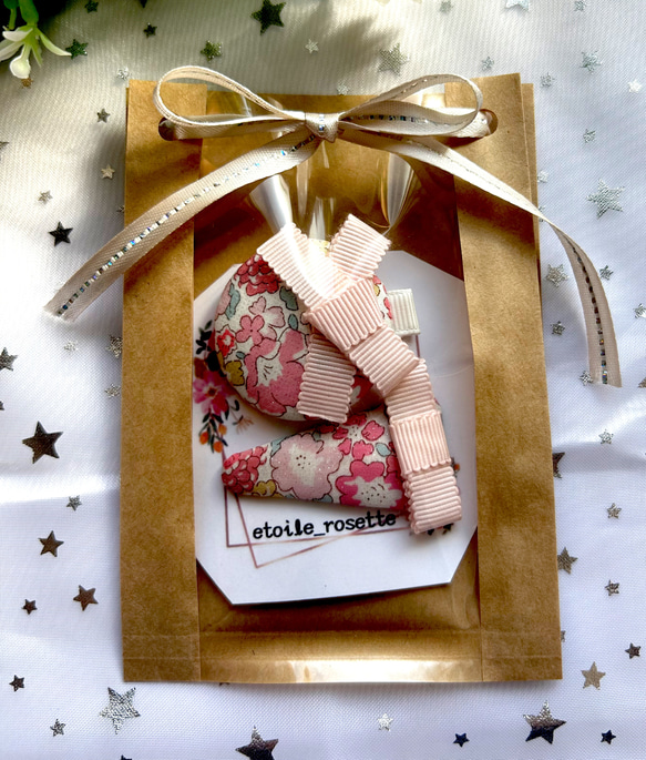 リバティ生地のくるみボタンの髪ゴムとパッチンピンのセット リバティ生地のくるみボタンの髪ゴムとパッチンピンのセット