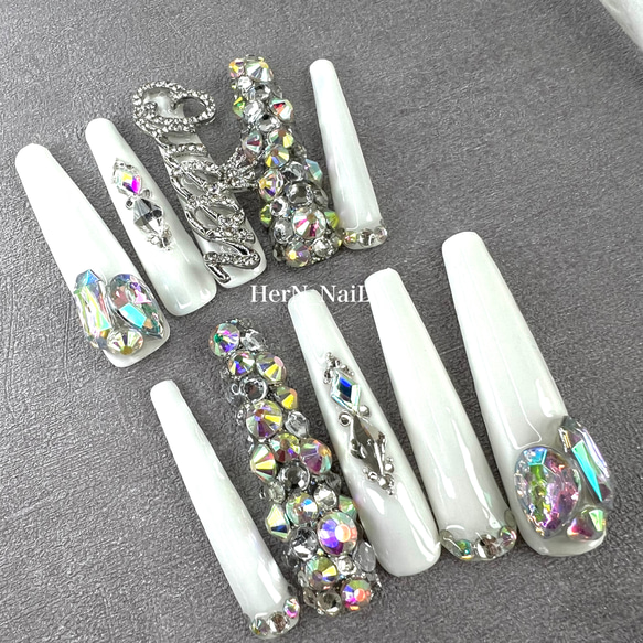 ギャルネイルチップ ホワイトデカパストーンギャルネイルチップ ネイルチップ（つけ爪