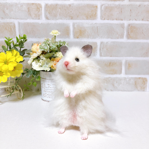 長毛ホワイト *ゴールデンハムスター* (羊毛フェルト) 羊毛フェルト