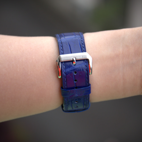 新作】高級革使用Apple Watch クロコダイル革 ワニ革 バンド