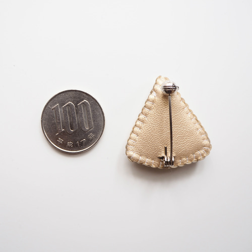 SALE】✳︎ スイカ ✳︎ ビーズ 刺繍 ブローチ ブローチ