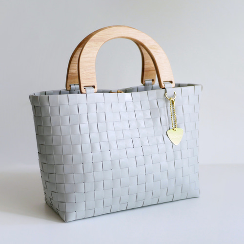 ブラック　かごバッグ 実用性　30cm 楽天市場】プラカゴバッグ プラスチックバッグ カゴバッグ【オル