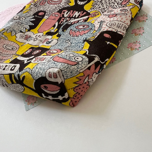 手作り☆保冷保温機能☆ファスナーポーチ☆１点1580円～ 手作り☆保冷保温機能☆ファスナーポーチ☆1～