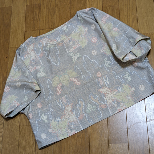 SOLD お値下げ中 着物リメイク ブラウス 大島紬 FREE SIZE