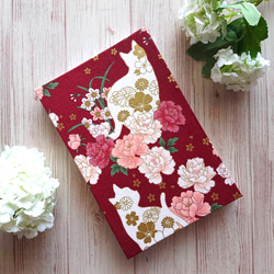 受注制作】ねこの形のポーチ にゃんこ色々 猫型ポーチ ポーチ Atelier