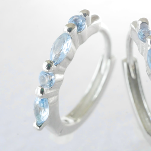 涼しげブルー×透明感》アクアマリンワンタッチフープピアス/イヤリング