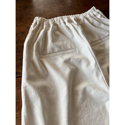 酷❣️白色和黑色❤️選擇尺寸❤️修身腰褲❤️防紫外線❤️吸濕排汗快乾❤️有彈性❤️亞麻混紡 第9張的照片