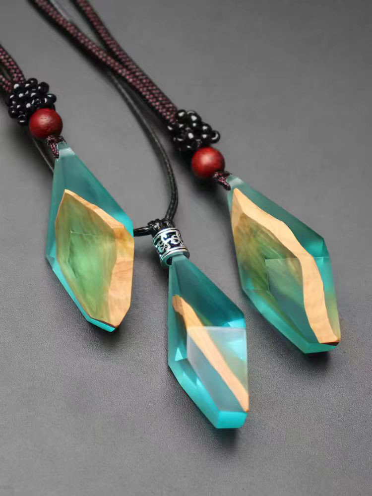 1305】K☆様 専用 レジン ネックレス ペンダント ハンドメイド 【公式