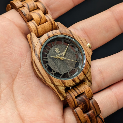 木製腕時計】EINBAND Freiheit Zebrawood サンダルウッド文字盤 木の