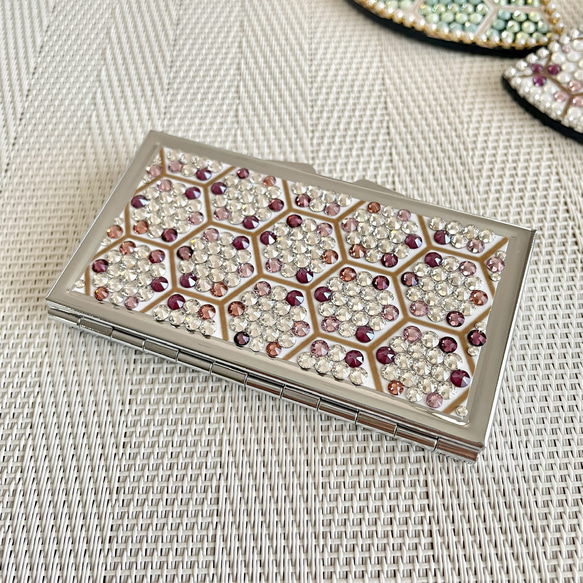 ＊ハニカム模様＊和柄＊①レッドパープル系×クリスタル◆ピルケース・アクセサリーケース◆(小物入れ)＊クリスタルガラス 7枚目の画像