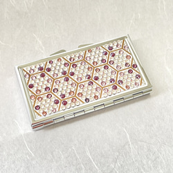 ＊ハニカム模様＊和柄＊①レッドパープル系×クリスタル◆ピルケース・アクセサリーケース◆(小物入れ)＊クリスタルガラス 2枚目の画像