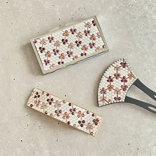 ✿のあーる様②·専用✿ハンドメイド　ピルケース 14b0224368565faf5373d80ba54e9d