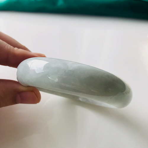 B310-0102] ジェイド JADE ヒスイ 本翡翠 バングル 希少 ミャンマー産