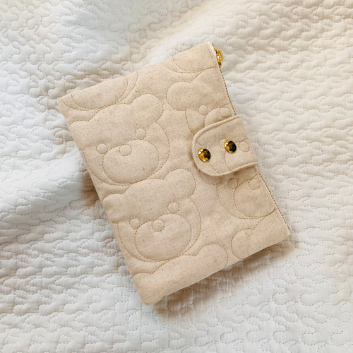 Sサイズ kumasan 生成り 母子手帳ケース シングルファスナーver. くま  