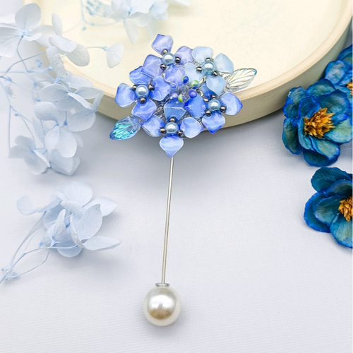 Marine Blue「紫陽花」 淡い水色 ブローチピン パールキャッチ付【受注 