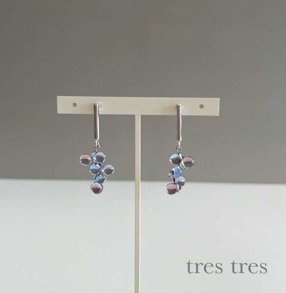 ブルー&パープル◆メタルスティックとしずくのピアス/イヤリング◆紫陽花 アナベル ドロップ 水滴 シンプル クリア 透明 3枚目の画像