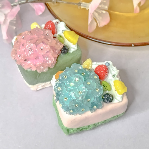 春から梅雨へ！ツヤキラ華やか紫陽花ケーキ 8月末まで フェイク
