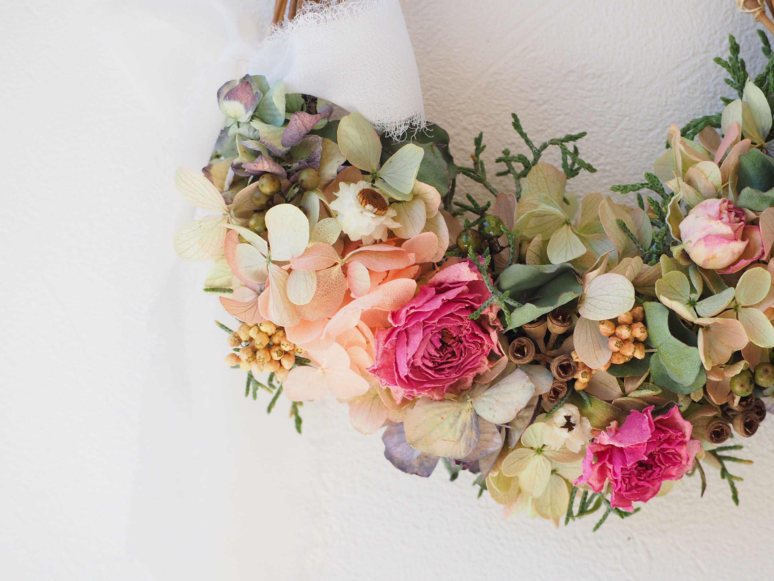 ドライフラワー★ナチュラルスワッグ★ミニ薔薇　紫陽花　インテリア♪1点物♪癒し♪ ドライフラワー☆ナチュラルスワッグ☆ミニ薔薇 紫陽花