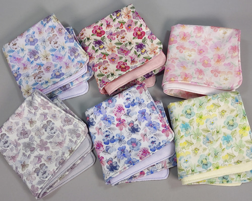 ガーゼハンカチ(LIBERTY＊シンクオブミー ピスタチオ) ガーゼハンカチ(LIBERTY＊シンクオブミー ピスタチオ) リバティ