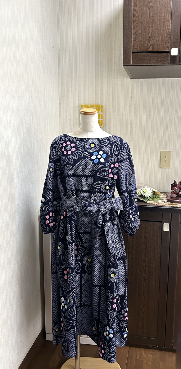 有松鳴海絞り ハイウエスト ワンピース パフスリーブ Aライン