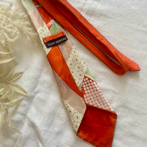 ビンテージ着物の手作りネクタイ(1点モノ)