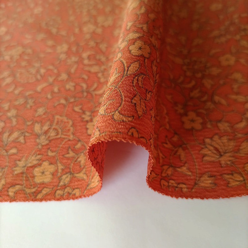 正絹 洗い済】丹色×肌色の小花模様のちりめん生地 約36.5×50～150cm