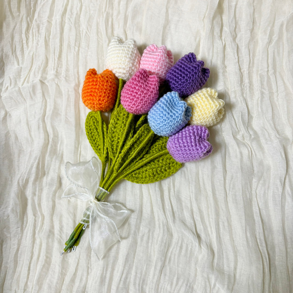 チューリップ　あみぐるみ　編みぐるみ　かぎ針編み　毛糸　毛糸の花束　枯れない花束 