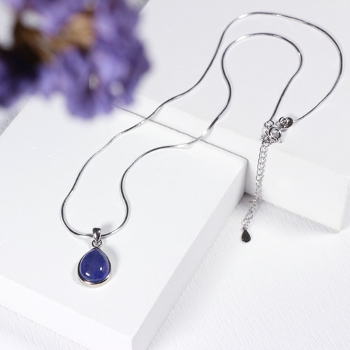✨New✨【タンザの雫】大粒天然石タンザナイト・S925ネックレス