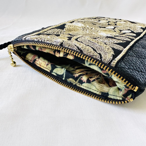 受注製作】インド刺繍リボン フェイクレザーキルティング お出かけ