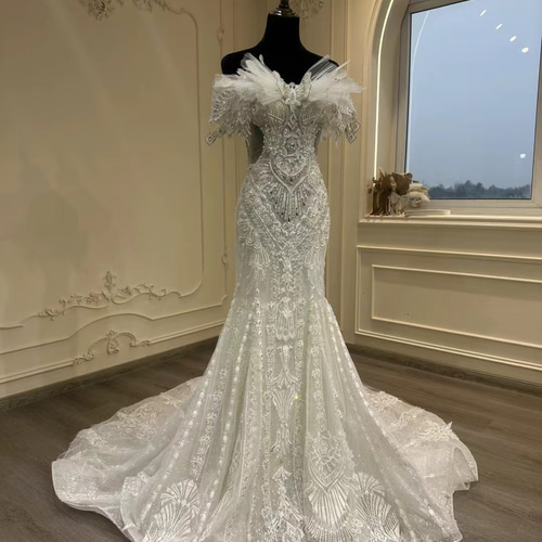 王道派！マーメイドドレス 二の腕を隠せる 見細えシルエット 優雅 高級